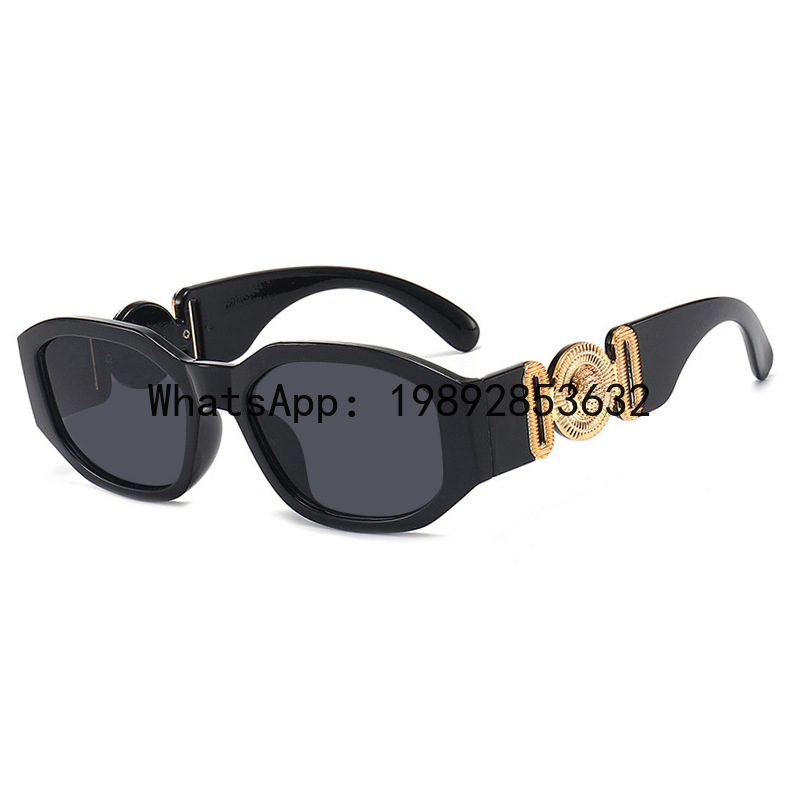Men'S Fashion Online - Un Par de Gafas de Sol